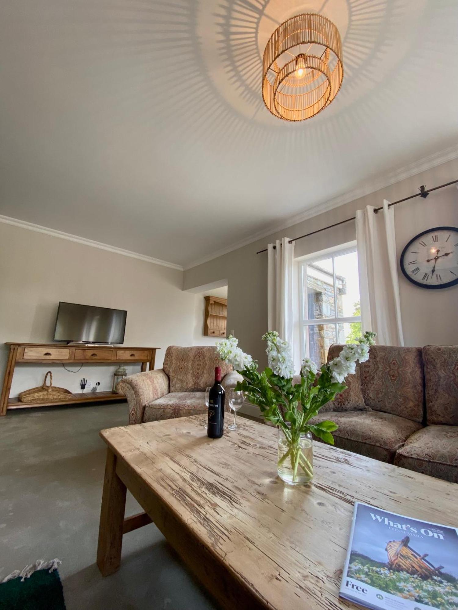 Shanakeever Farm - 3 Bedroom Apartment Clifden Ngoại thất bức ảnh